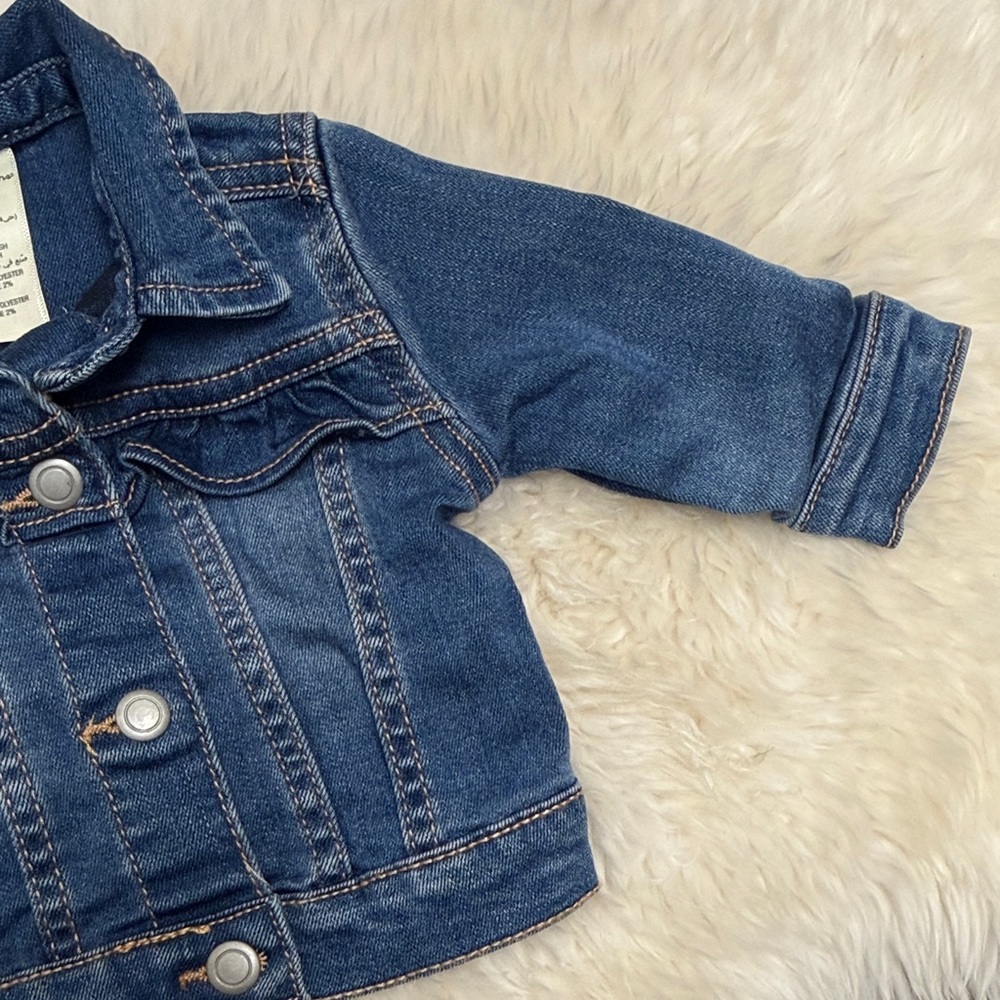 Classic Blue Denim Jacket size 0-3 months - Picture 3 of 6
